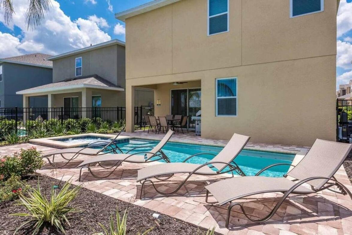 Gorgeous Home W Game Room Heated Pool Spa Orlando Exterior photo